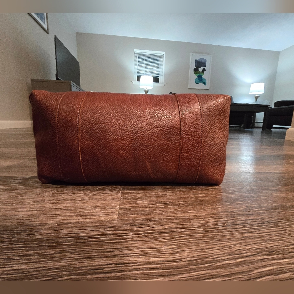 Polo Ralph Lauren Heritage Leather Tote - Picture 6 of 8